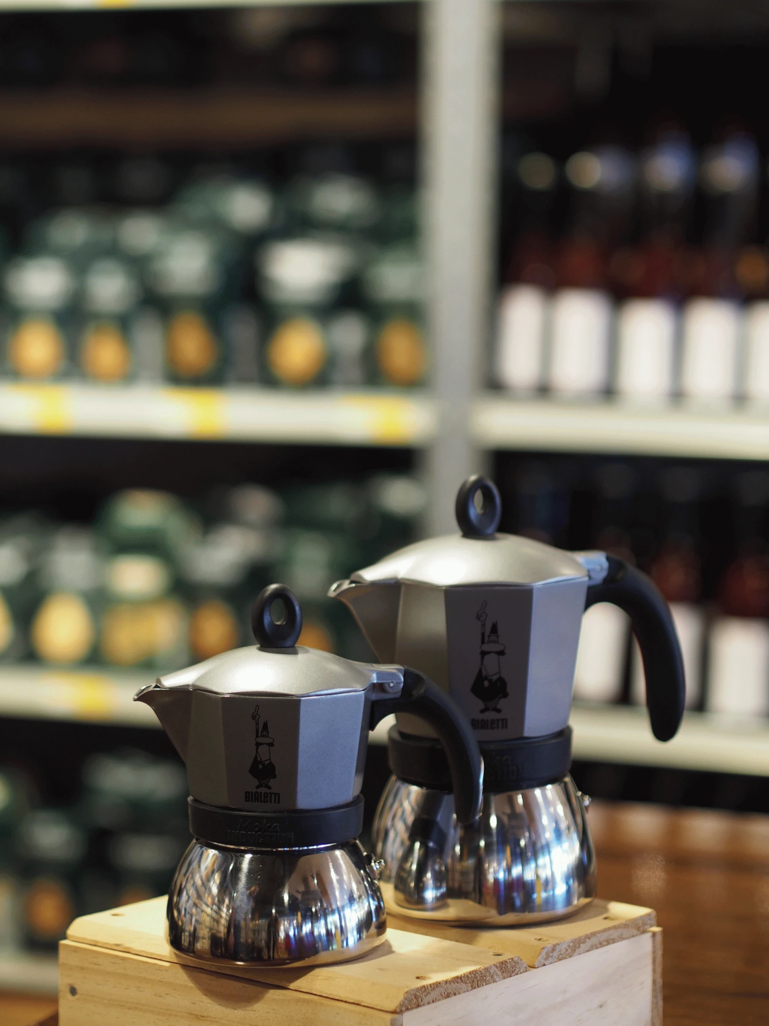 Coffee Bialetti MOKA Express Induction 4 Coffee Bialetti MOKA Express Induction