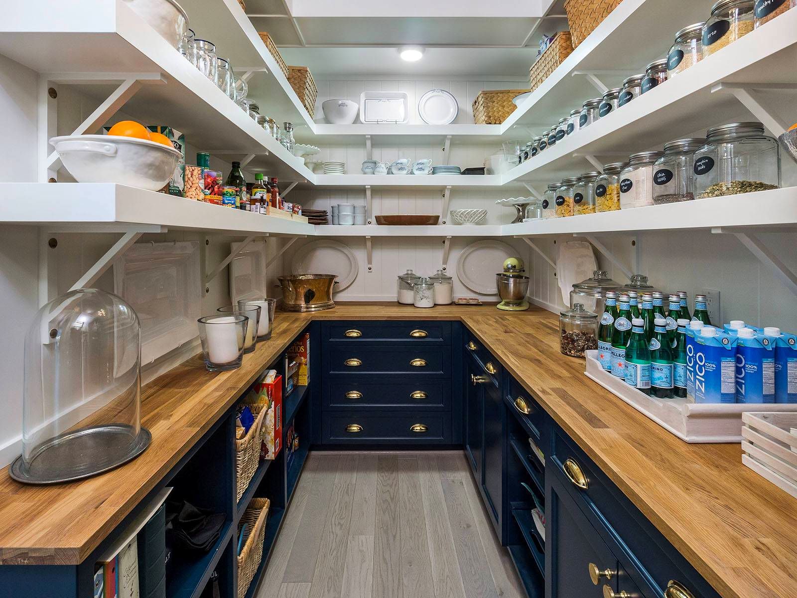 Mercato Sales Shop -Mercato Sales 7 Tips For Designing The Perfect Walk in Pantry
